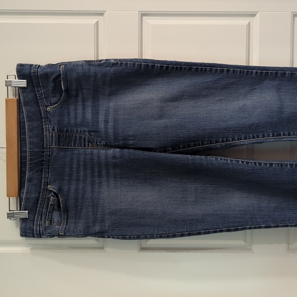 Levi's Blue Jeans - Picture 1 of 8
